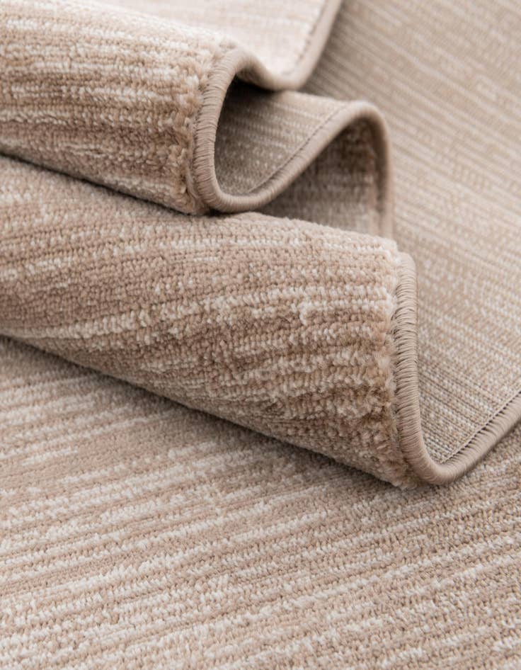 Detail image of 7' 10 x 7' 10 Finsbury Square Rug