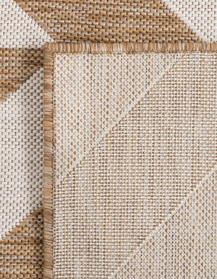 Detail image of 7' 10 x 7' 10 Easy-Clean Jill Zarin Napa Indoor / Outdoor Square Rug