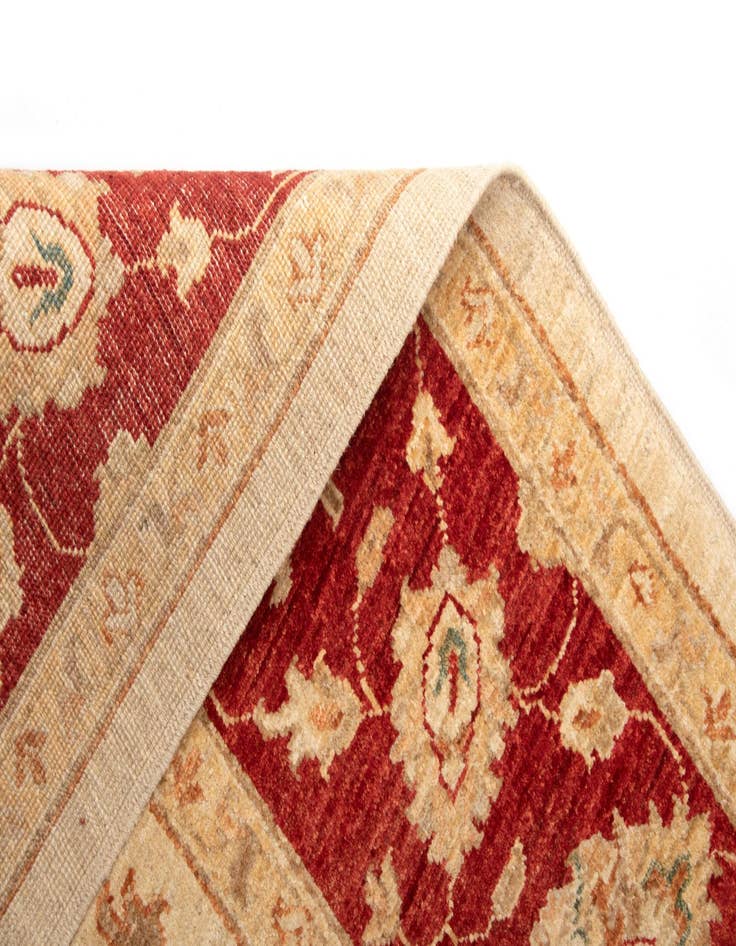 Detail image of 6' 6 x 6' 9 Kaizar Wool Square Rug