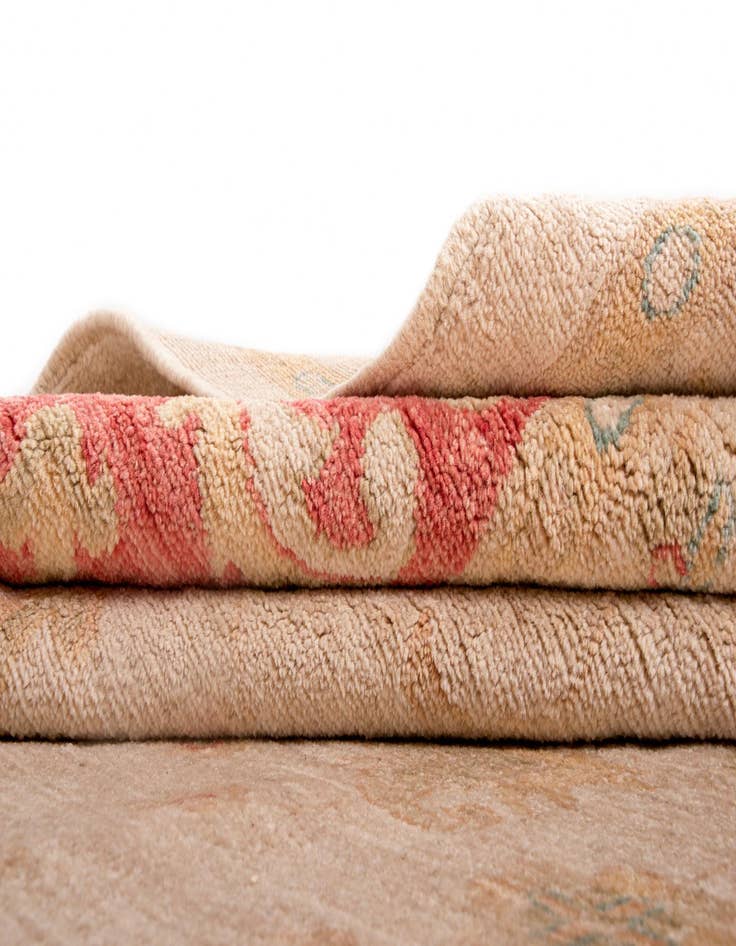 Detail image of 9' 8 x 9' 11 Kaizar Wool Square Rug