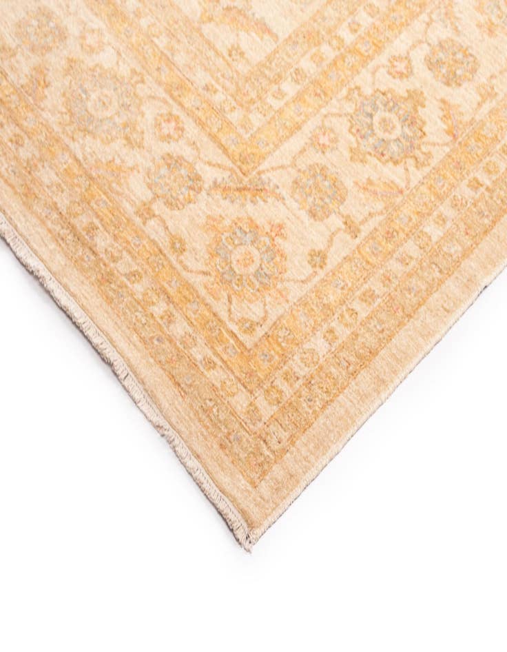 Detail image of 9' 7 x 9' 11 Kaizar Wool Square Rug