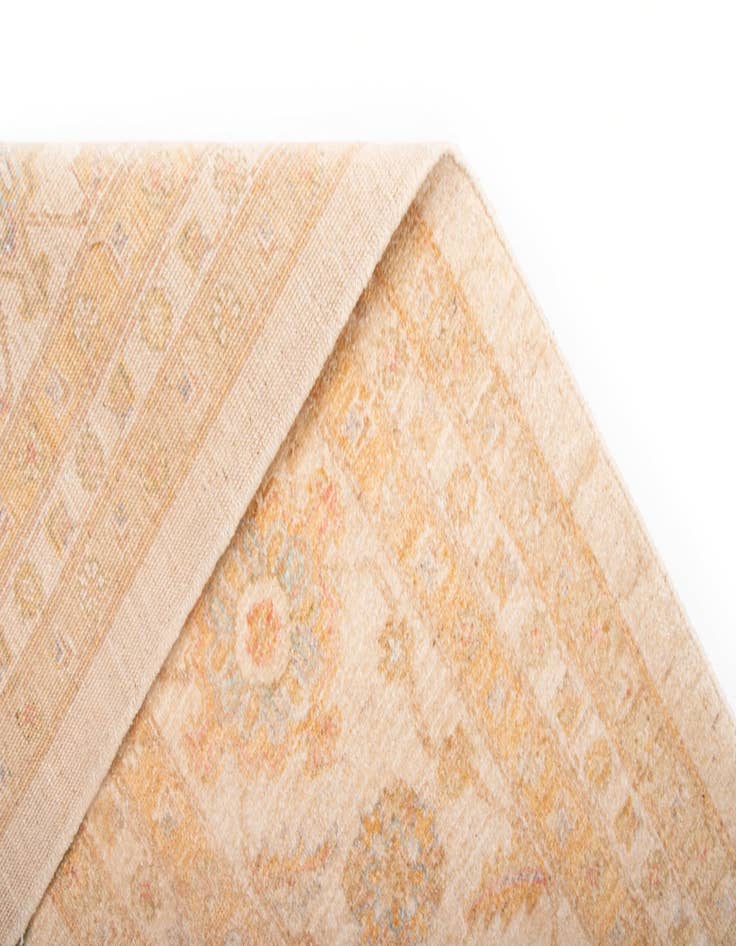 Detail image of 9' 7 x 9' 11 Kaizar Wool Square Rug