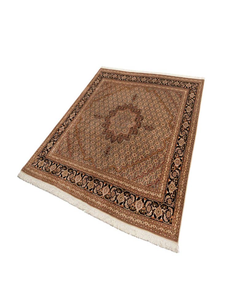 Detail image of 8' 2 x 8' 5 Kashan Wool Square Rug