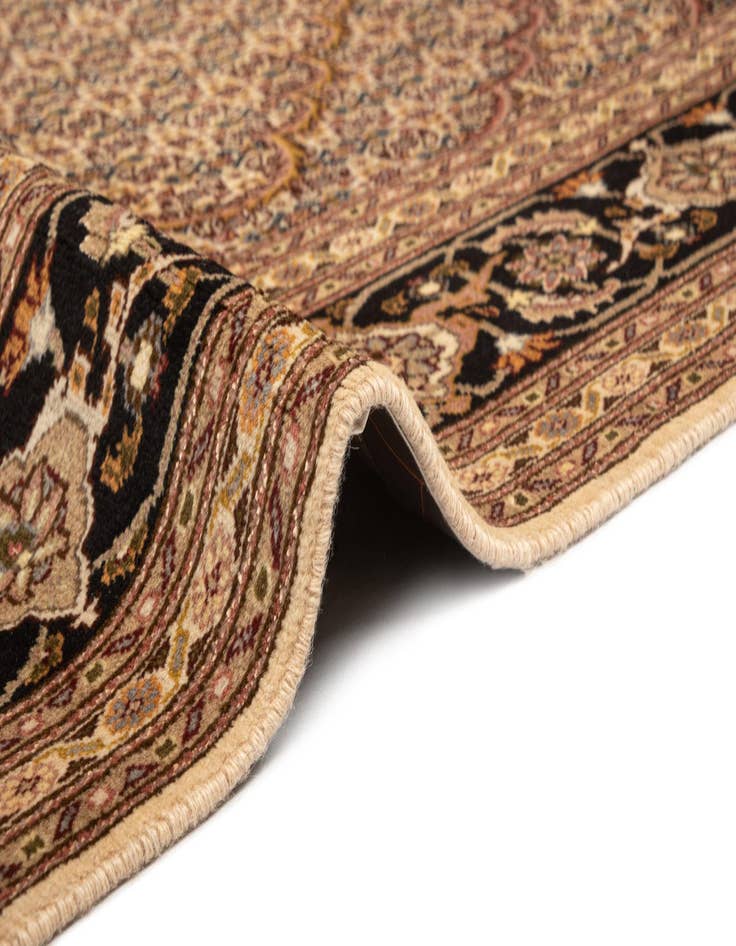 Detail image of 8' 2 x 8' 5 Kashan Wool Square Rug