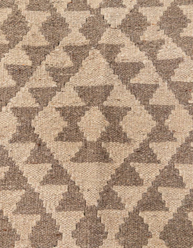 Detail image of 4' 9 x 5' 3  Hand Woven Kilim Maymana Wool Square Rug