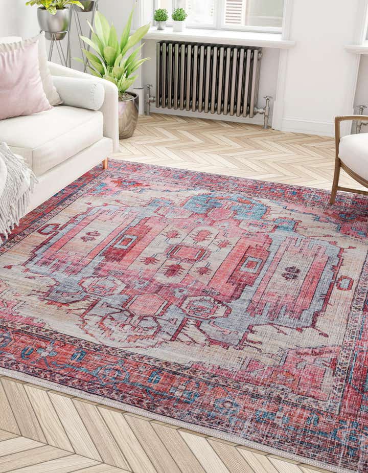 3' 3 x 3' 3 Washable Maahru Square Rug