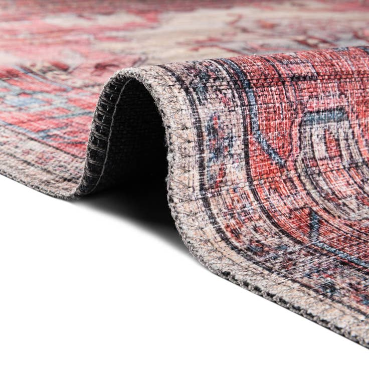 Detail image of 3' 3 x 3' 3 Washable Maahru Square Rug