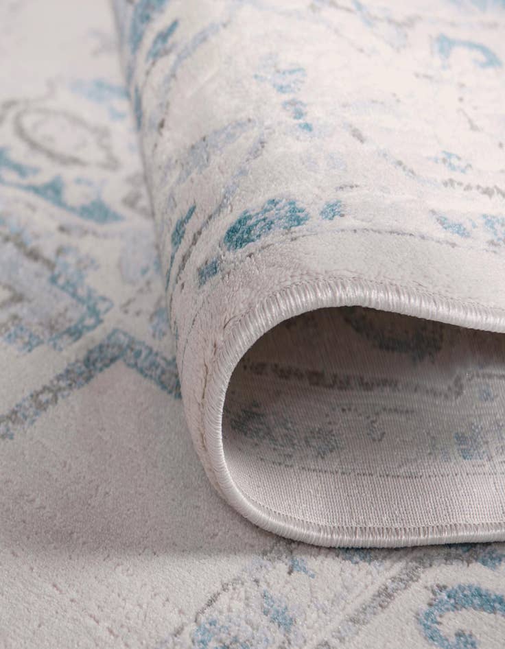 Detail image of 4' x 4' Modern Classical Square Rug