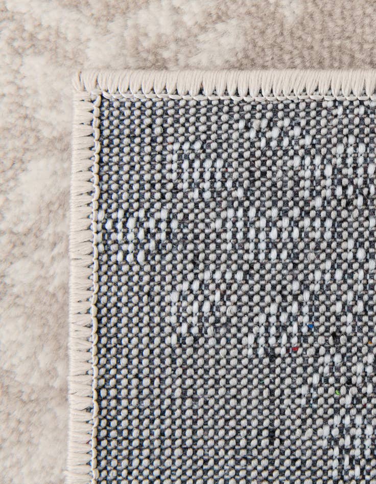 Detail image of 7' 10 x 7' 10 Monte Carlo Square Rug