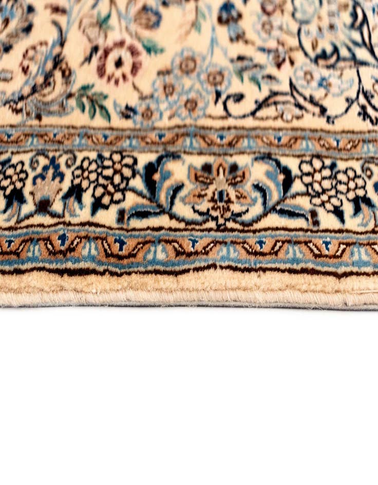 Detail image of 6' 9 x 6' 11 Nain Square Rug