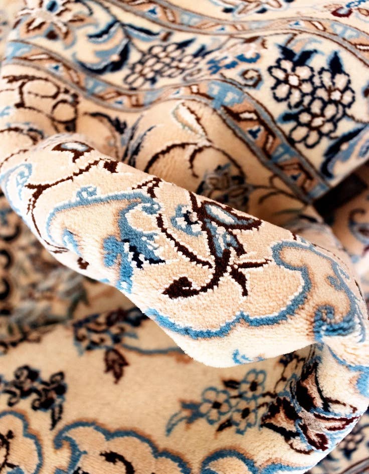 Detail image of 6' 9 x 6' 11 Nain Square Rug