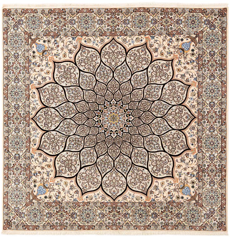 Detail image of 6' 9 x 6' 9 Nain Square Rug