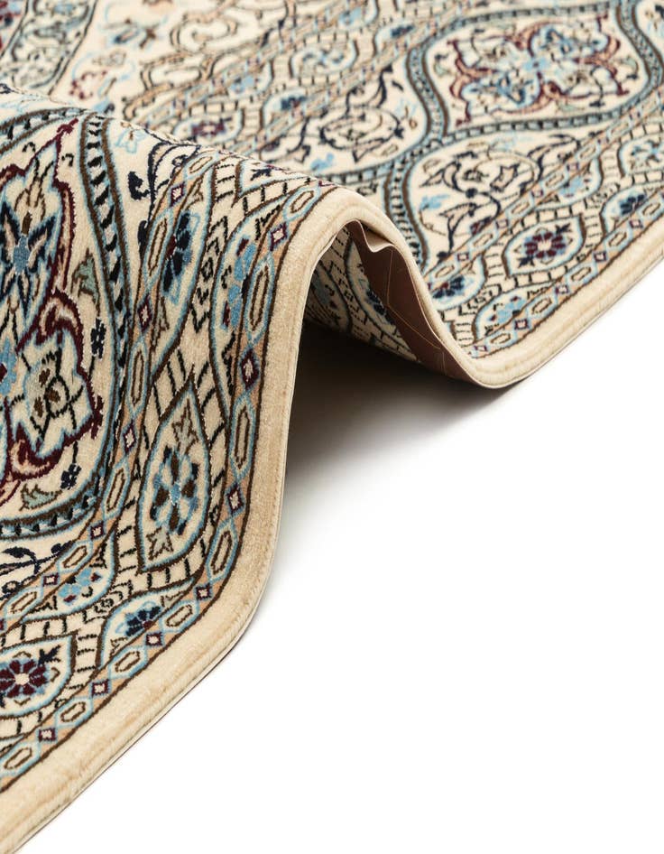 Detail image of 8' 6 x 8' 6 Nain Square Rug