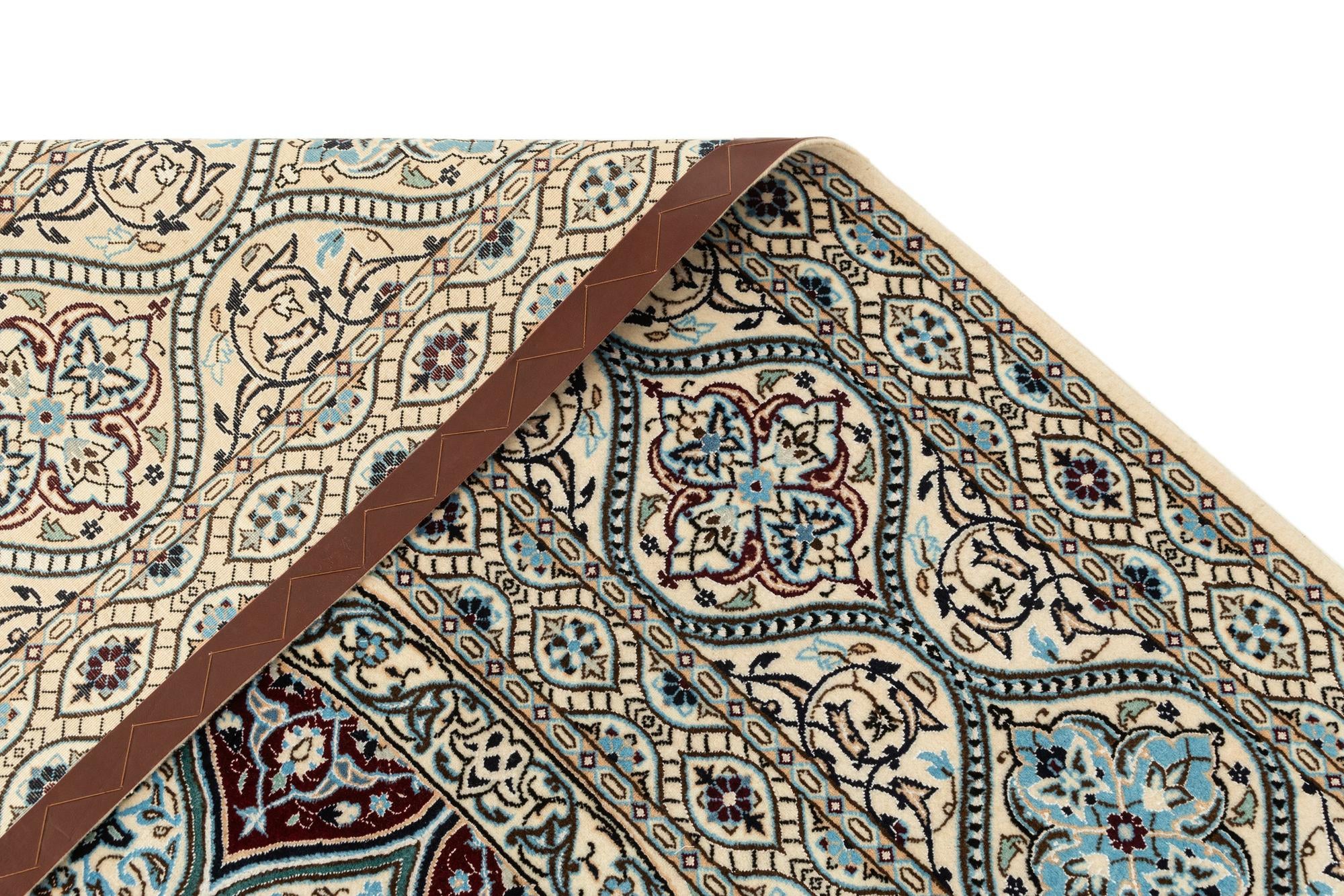 8' 6 x 8' 6 Nain Square Rug