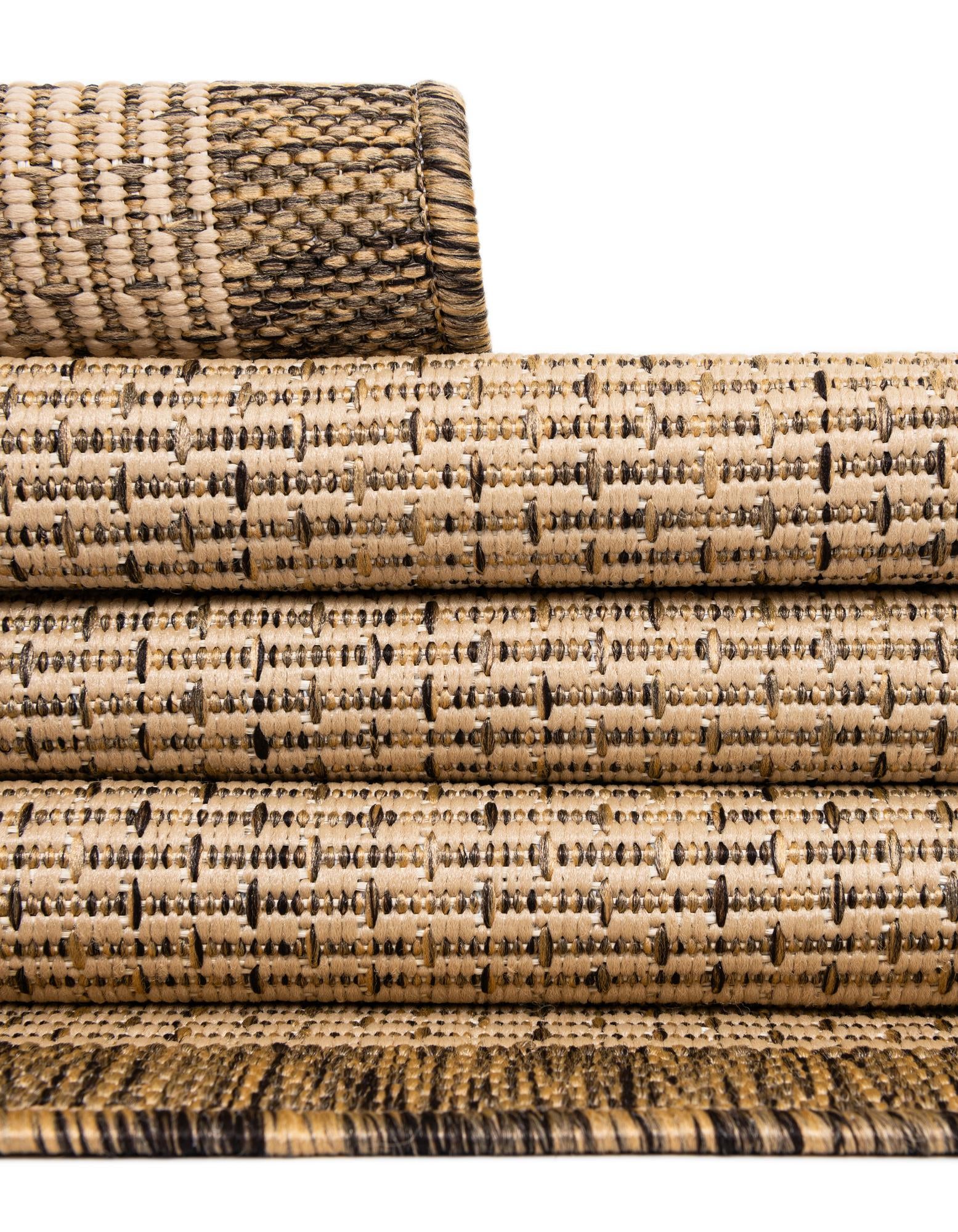 6' x 6' Easy-Clean Border Indoor / Outdoor Square Rug