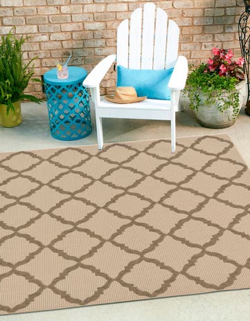 Beige Easy-Clean Lattice Indoor / Outdoor Square Rug