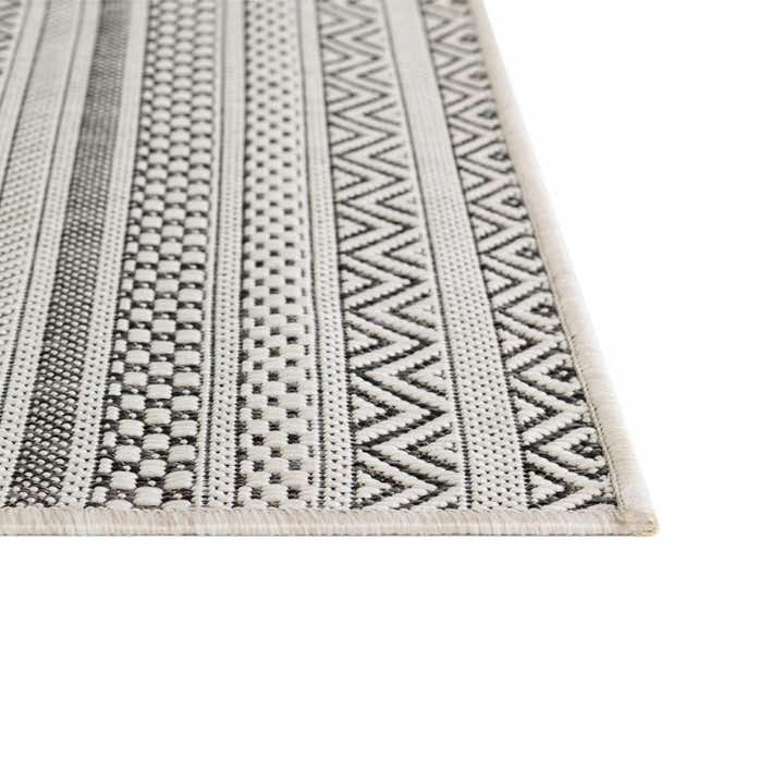5' 3 x 5' 3 Easy-Clean Ribbon Indoor / Outdoor Square Rug