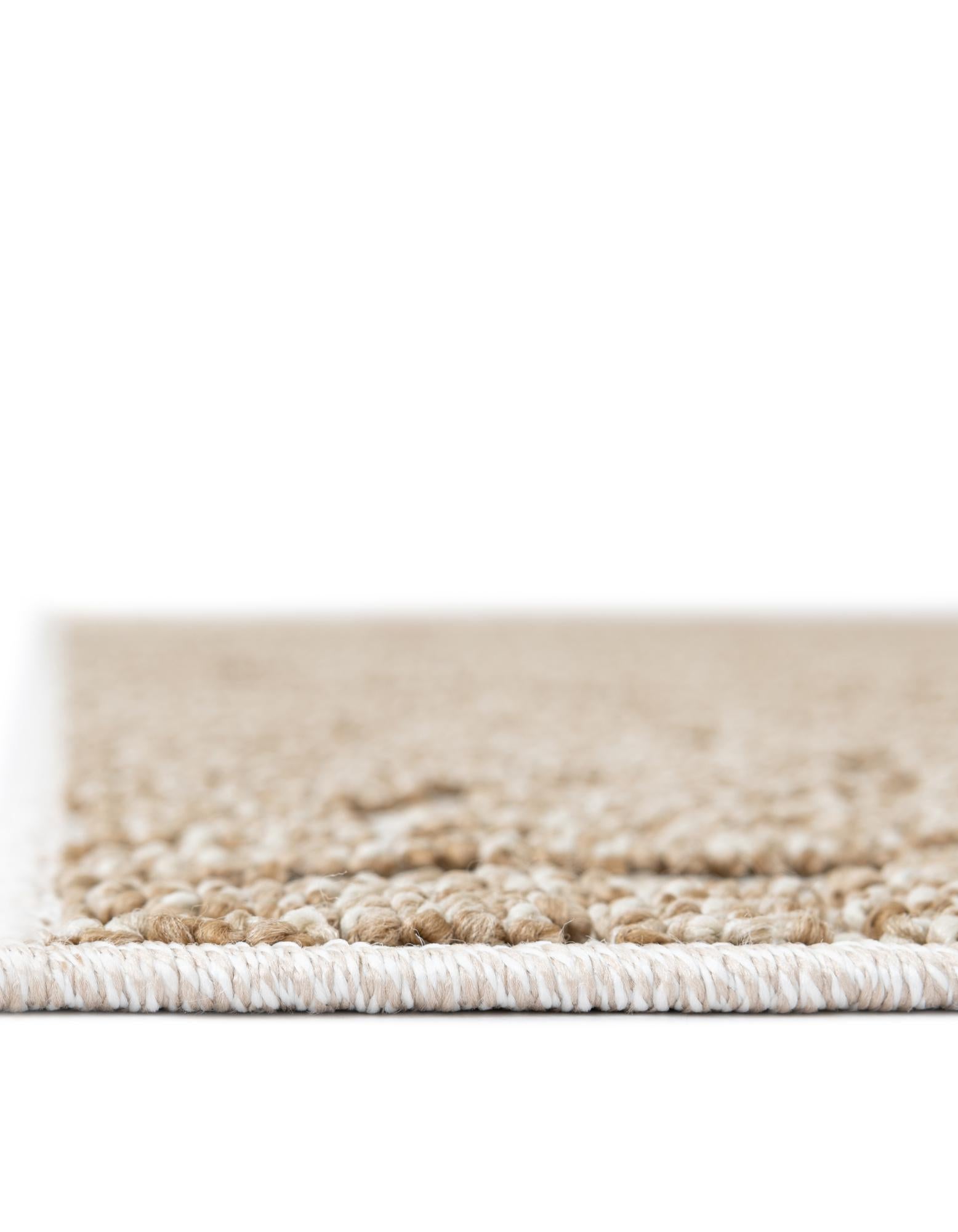 7' 10 x 7' 10 Easy-Clean Safari Indoor / Outdoor Square Rug