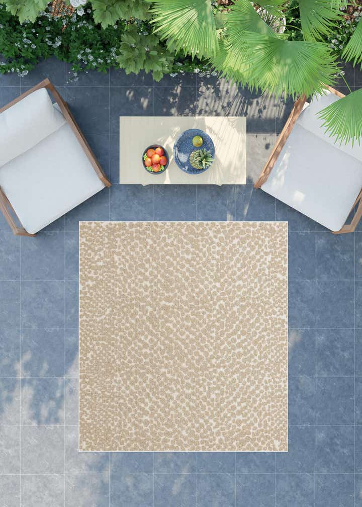 7' 10 x 7' 10 Easy-Clean Safari Indoor / Outdoor Square Rug