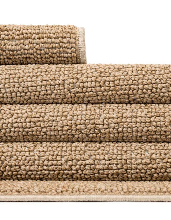 7' 10 x 7' 10 Easy-Clean Solid Indoor / Outdoor Square Rug