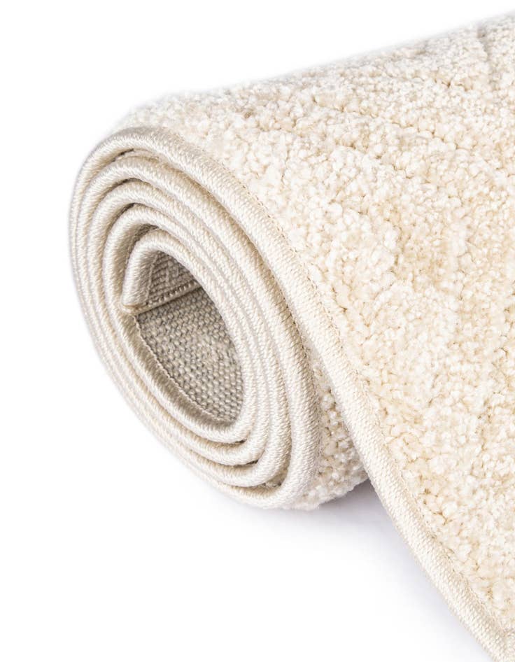 Detail image of 7' 10 x 7' 10 Easy-Clean Sabrina Soto Indoor / Outdoor Square Rug