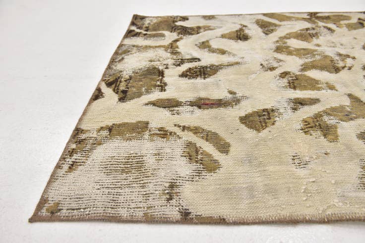 Detail image of 3' 4 x 3' 6 Hand Knotted Ultra Vintage Persian Wool Square Rug
