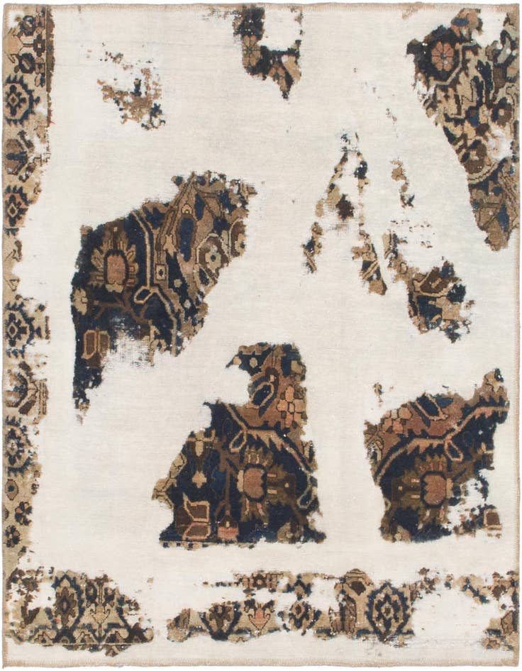 Detail image of 4' 4 x 4' 5 Hand Knotted Ultra Vintage Persian Wool Square Rug
