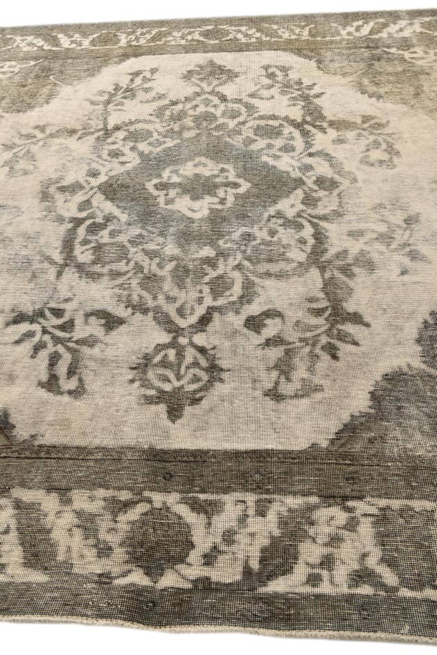 Detail image of 9' 3 x 9' 10 Hand Knotted Ultra Vintage Persian Wool Square Rug
