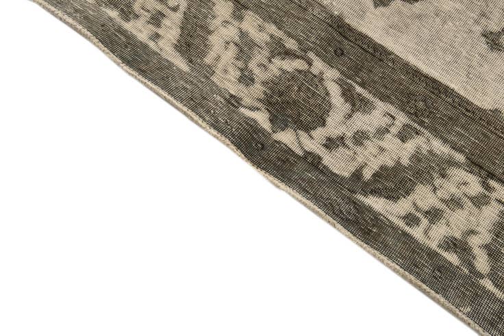 Detail image of 9' 3 x 9' 10 Hand Knotted Ultra Vintage Persian Wool Square Rug