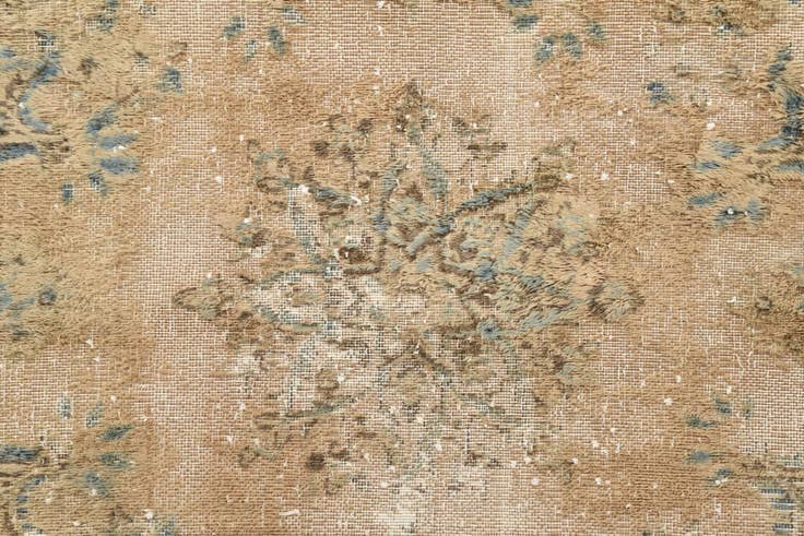 Detail image of 2' 8 x 3' Hand Knotted Ultra Vintage Persian Wool Square Rug