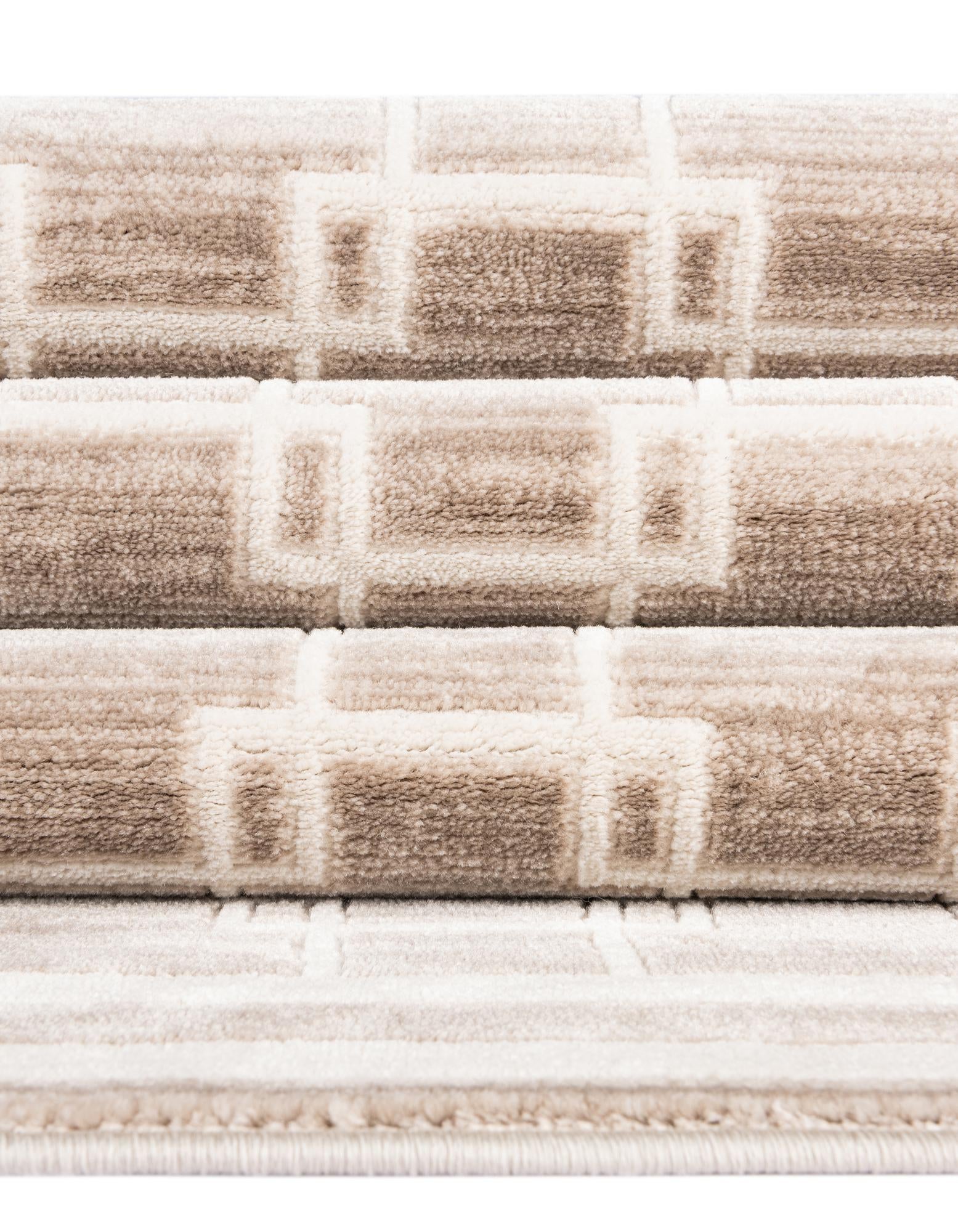 7' 10 x 7' 10 Metropolitan Uptown Square Rug