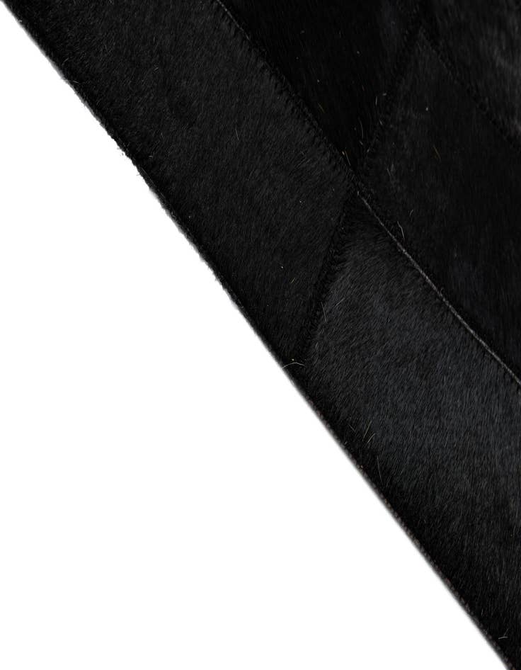 Detail image of 5' 1 x 7' 11 Cowhide - Patchwork Rug