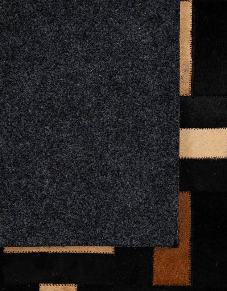 Detail image of 5' 1 x 7' 11 Cowhide - Patchwork Rug