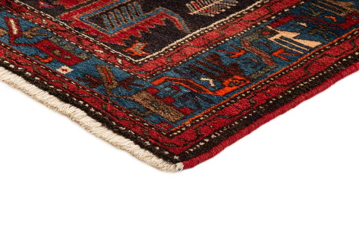 Detail image of 4' 3 x 7' 6 Taleghan Rug