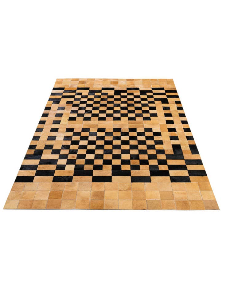 Detail image of 5' 1 x 8' Cowhide - Patchwork Rug