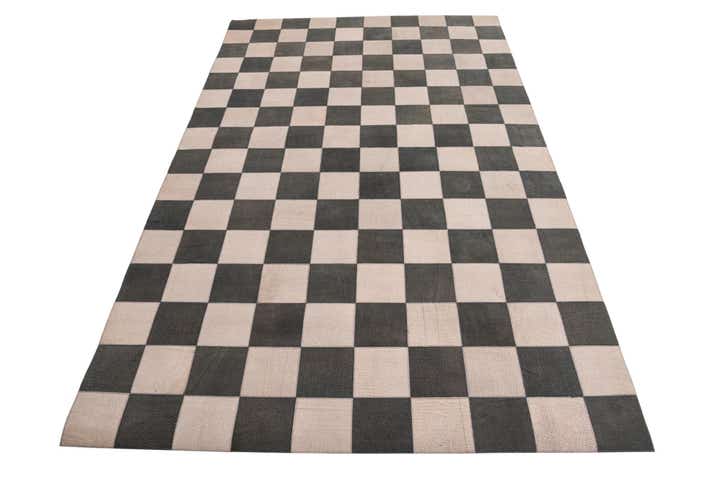 5' x 7' 10 Cowhide Leather Rug