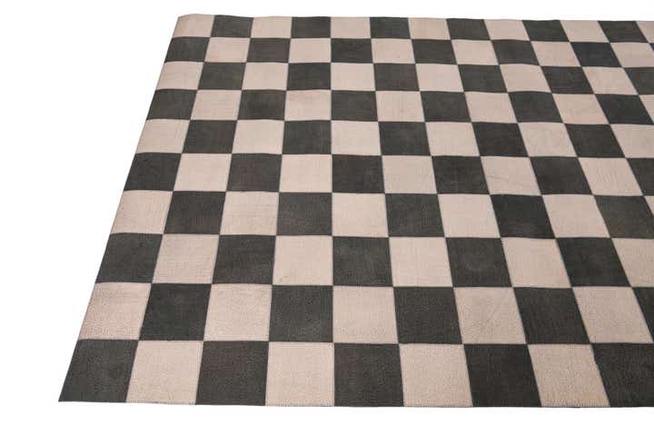 5' x 7' 10 Cowhide Leather Rug