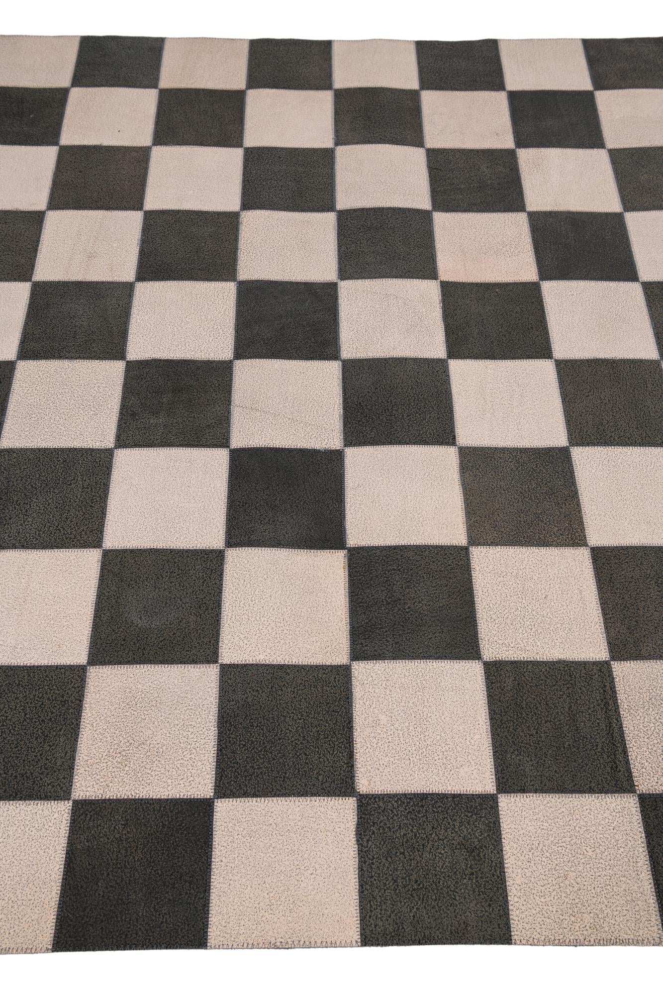 5' x 7' 10 Cowhide Leather Rug
