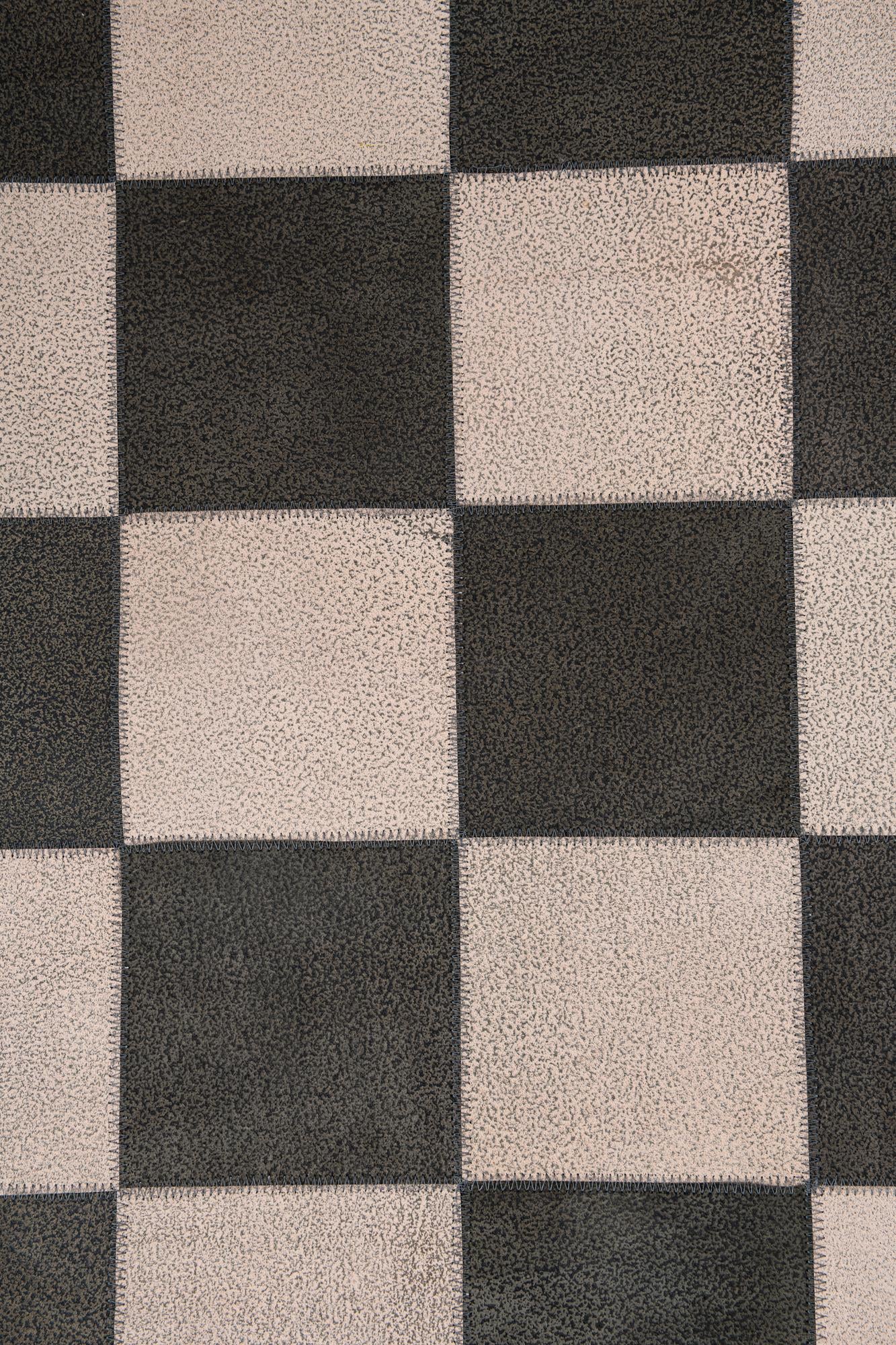 5' x 7' 10 Cowhide Leather Rug