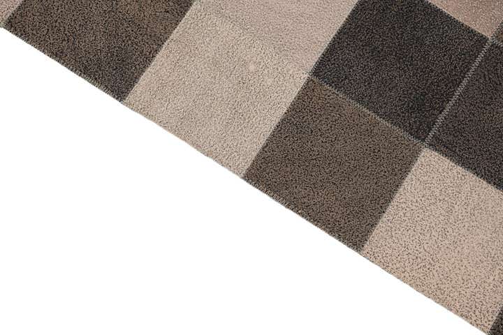 5' x 7' 8 Cowhide Leather Rug