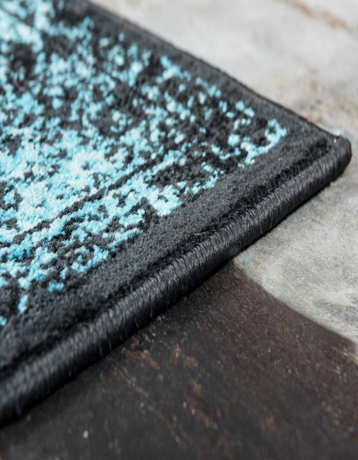 Detail image of 2' x 3' Ankara Rug