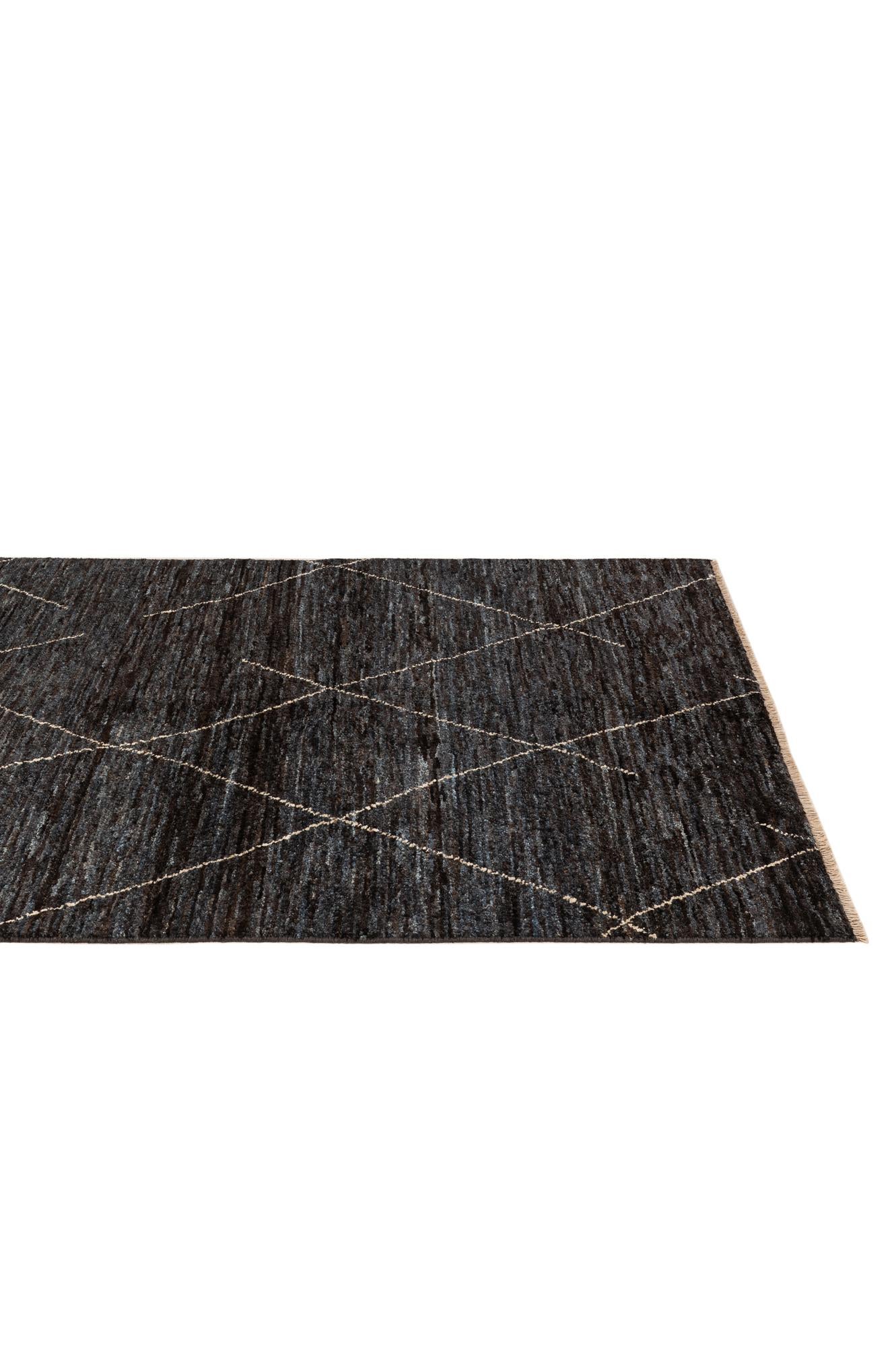 4' 7 x 6' 7 Hand Knotted Moroccan Wool Rug