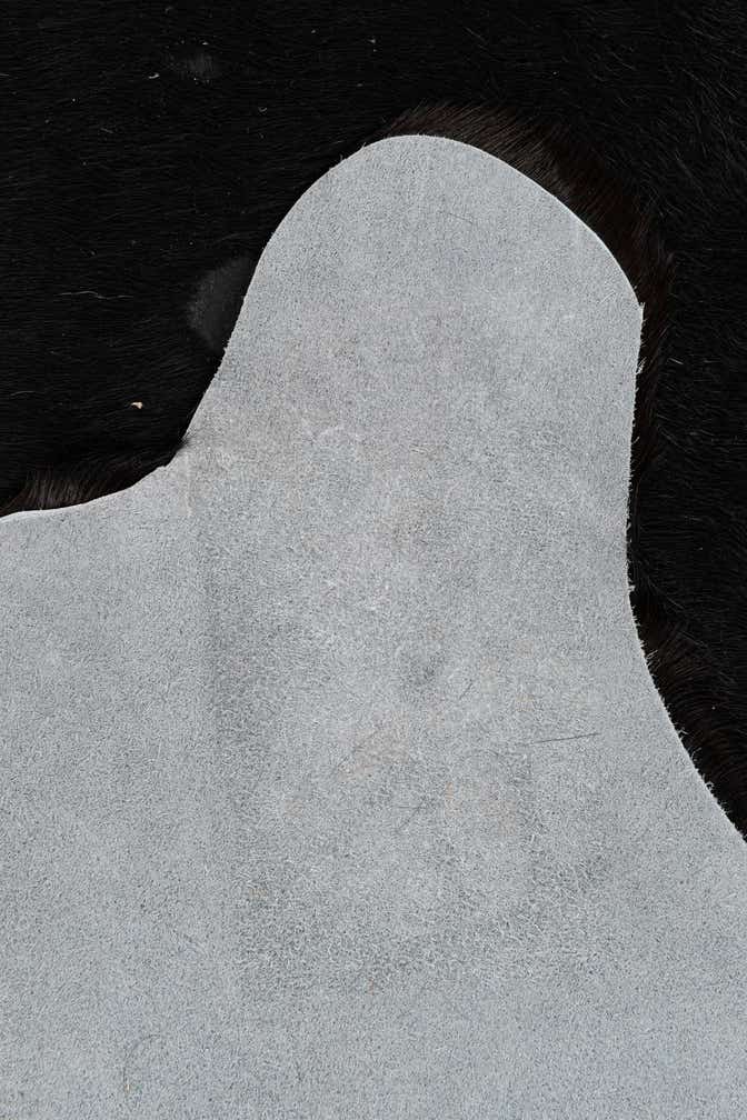 5' 9 x 6' 9 Cowhide Leather Rug