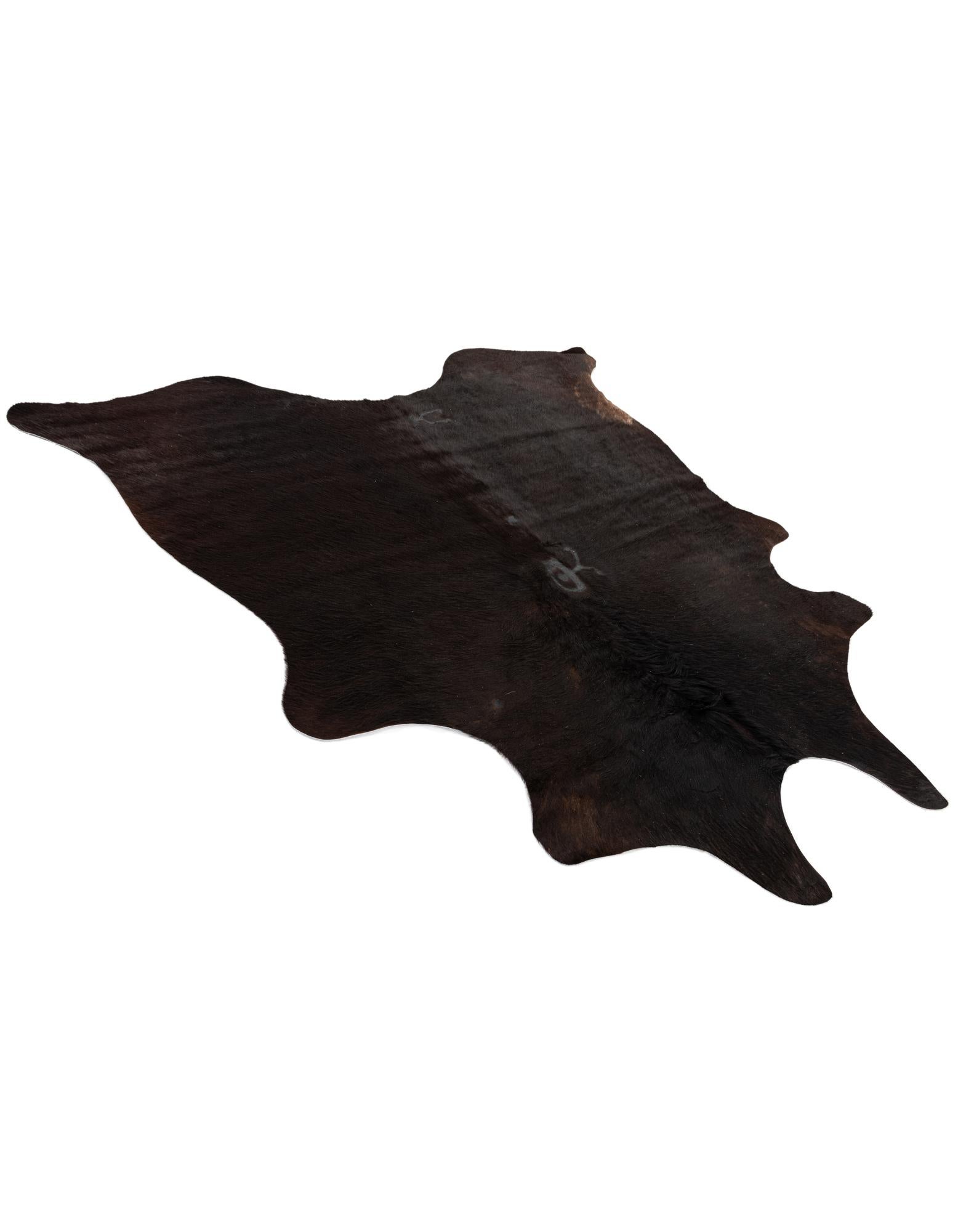 4' 5 x 5' 6 Cowhide Leather Freeform Rug