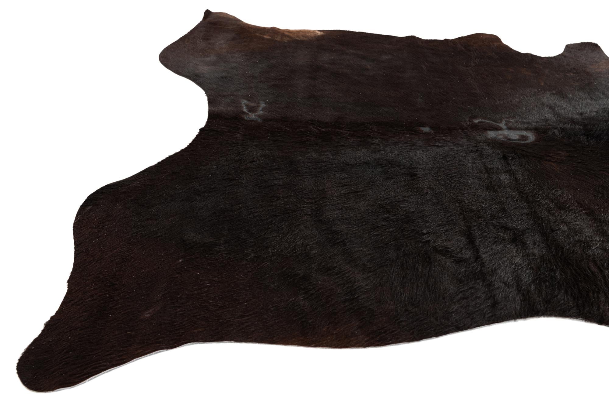 4' 5 x 5' 6 Cowhide Leather Freeform Rug