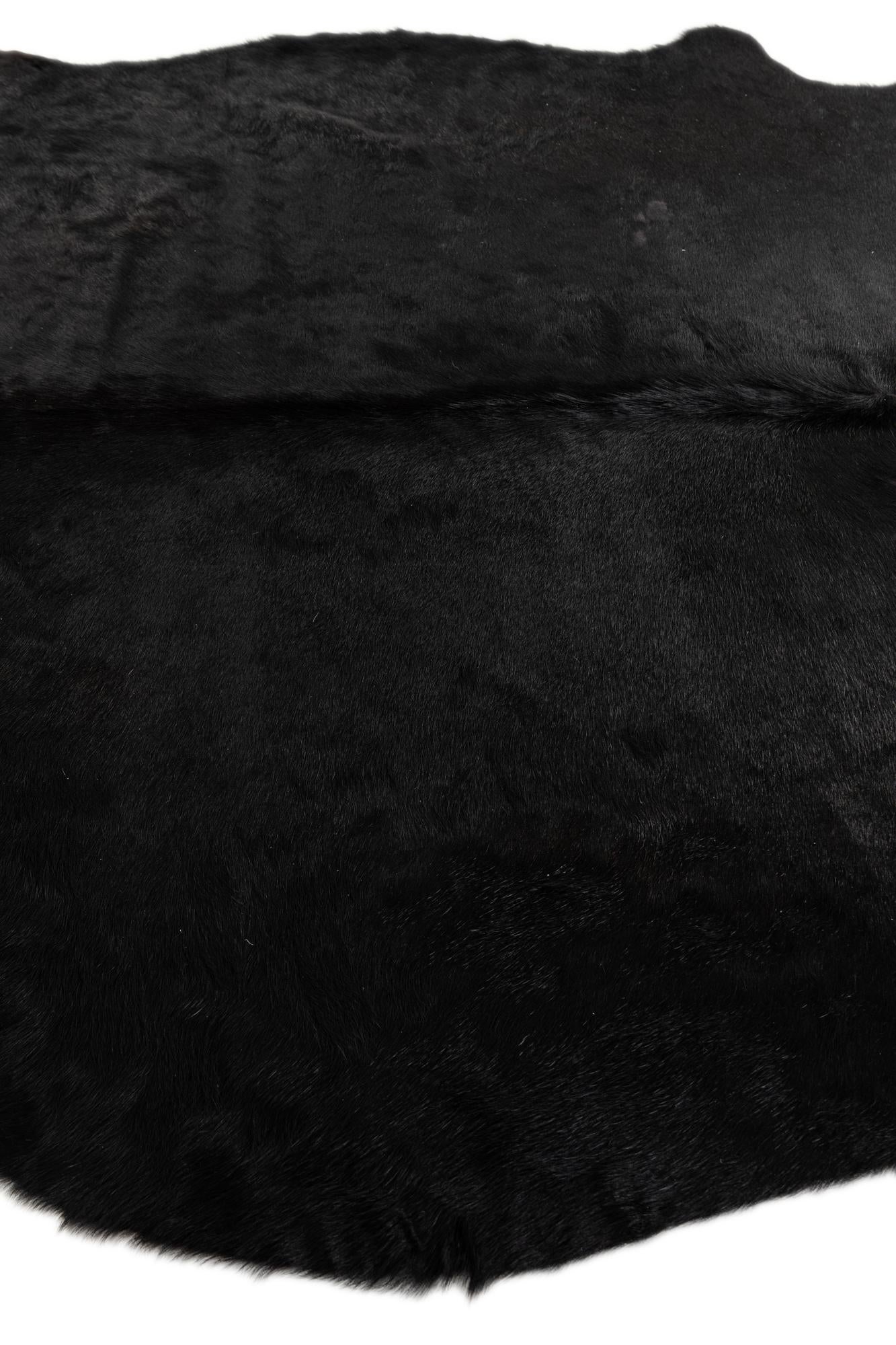 4' 11 x 6' 5 Cowhide Leather Freeform Rug