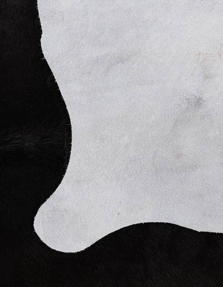 Detail image of 4' x 6' 2 Cowhide Leather Rug