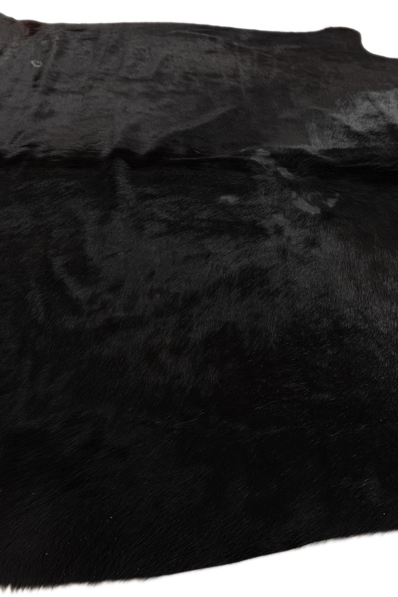 5' 5 x 6' 8 Cowhide Leather Rug