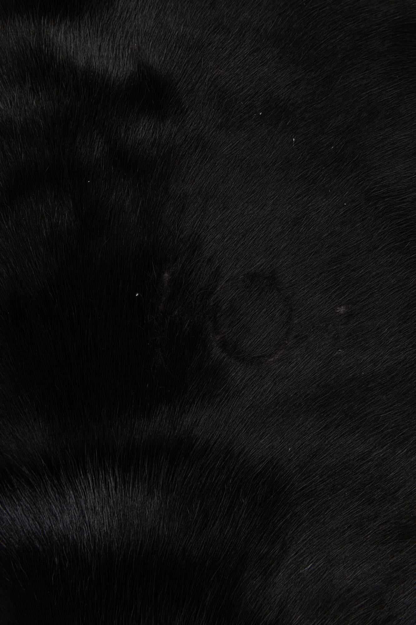 5' 5 x 6' 8 Cowhide Leather Rug
