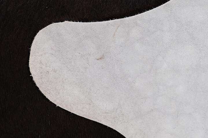 5' 11 x 6' 8 Cowhide Leather Rug